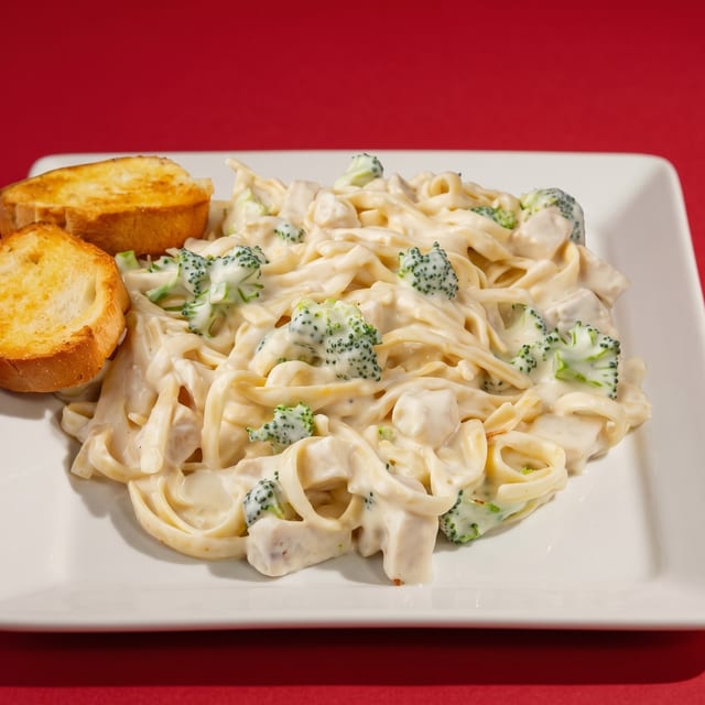 Broccoli & Chicken Alfredo Pasta.