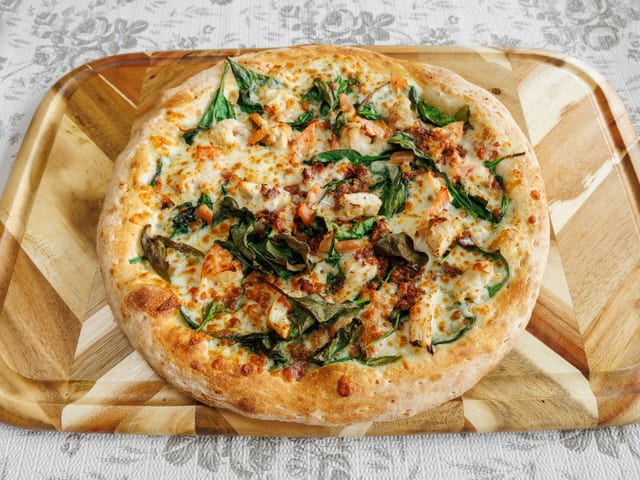 Spinach & Chicken Pizza.
